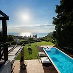Elani Dieci By Luxlikehome *