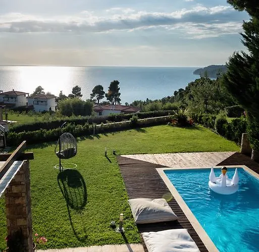 Elani Dieci By Luxlikehome Holiday home Siviri