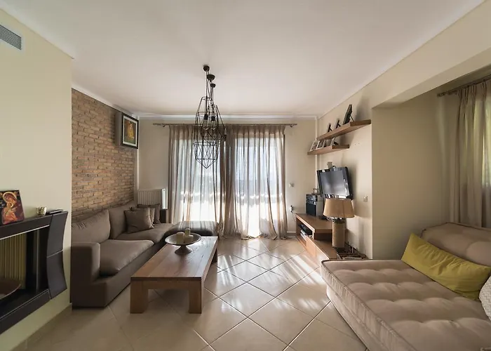 Elani Dieci By Luxlikehome Holiday home *