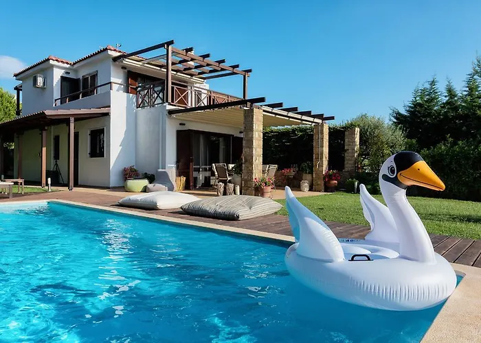 Elani Dieci By Luxlikehome *