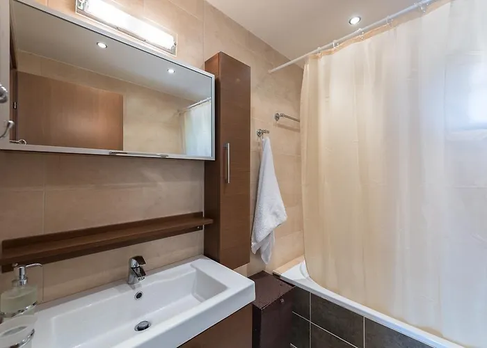 Elani Dieci By Luxlikehome Holiday home Siviri