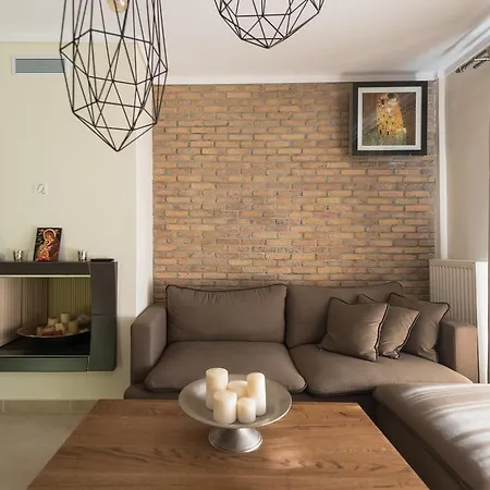 Elani Dieci By Luxlikehome * Siviri