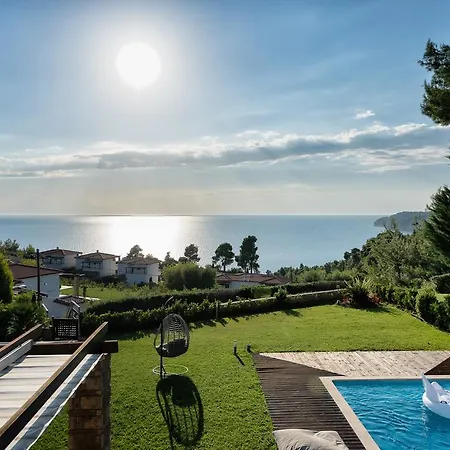 Elani Dieci By Luxlikehome Holiday home