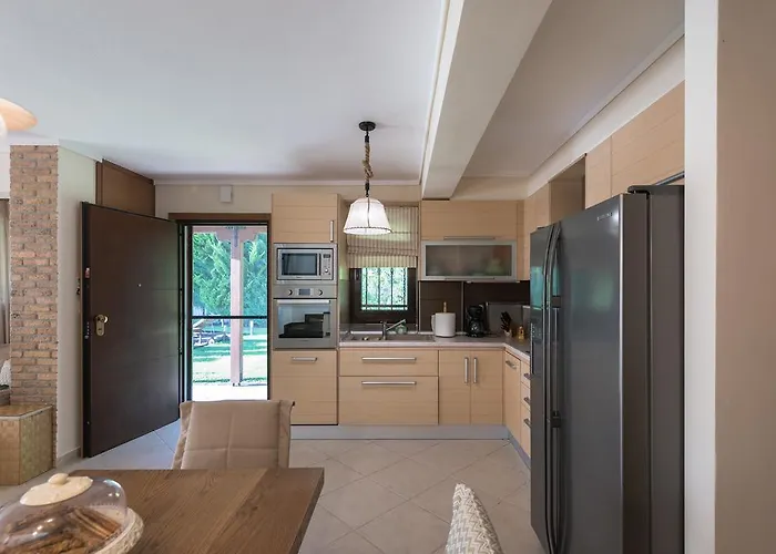 Elani Dieci By Luxlikehome Сasa de vacaciones Siviri