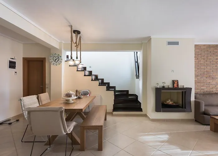 Elani Dieci By Luxlikehome Сasa de vacaciones *