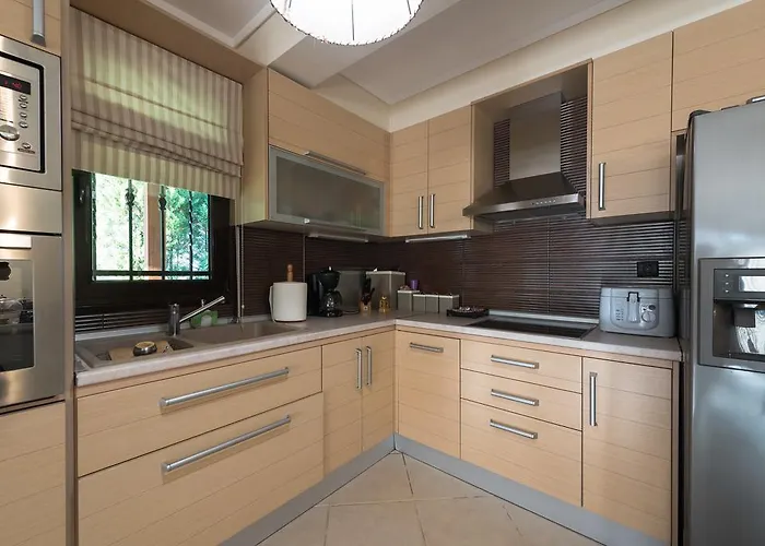 Elani Dieci By Luxlikehome Сasa de vacaciones Siviri